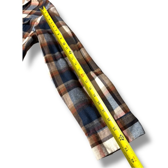 Burnside Men's Casual Plaid Long Cuffed Sleeve Flannel Blue/Brown Button Down - Picture 10 of 16